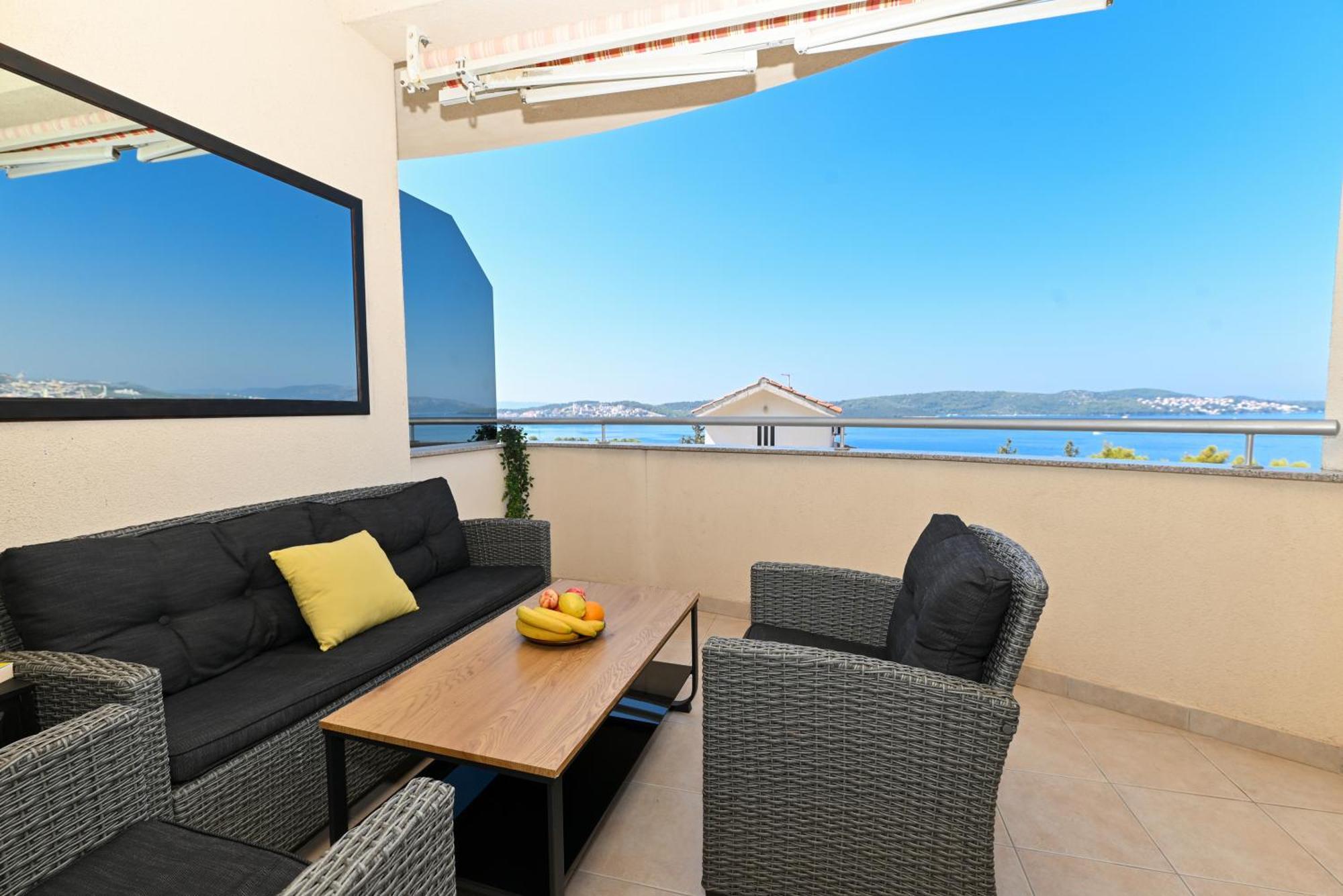 Sunny Place With Sea View 特罗吉尔 外观 照片